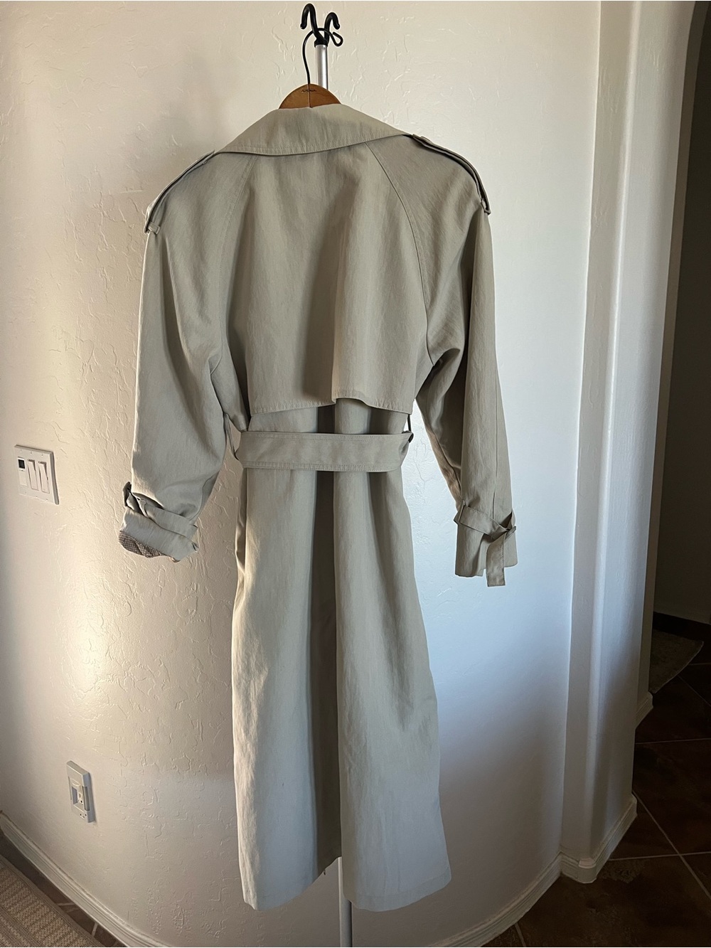 London Fog Women's Trench Coat in Light Taupe - Picture 2 of 4